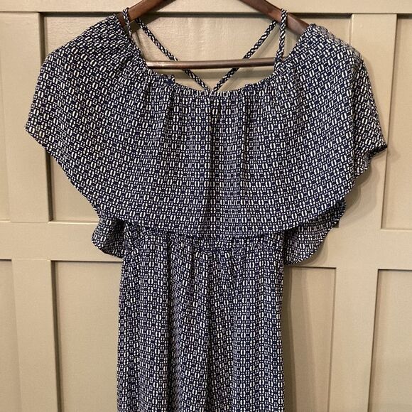EVERLY Off Shoulder Ruffle Wide Leg Cropped Jumpsuit Size Small - Picture 11 of 11